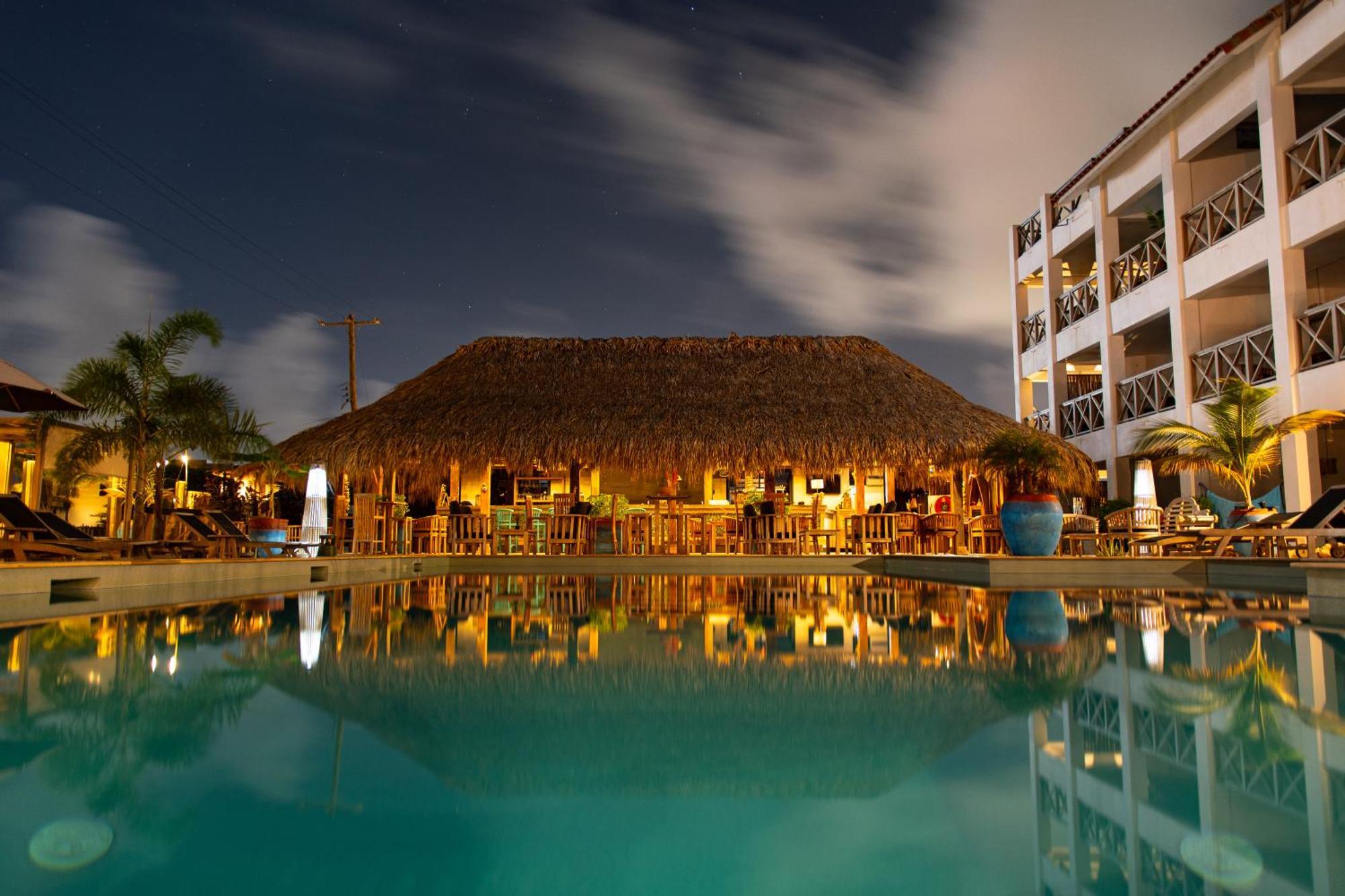 Bloozz Resort Bonaire Playa Exterior foto