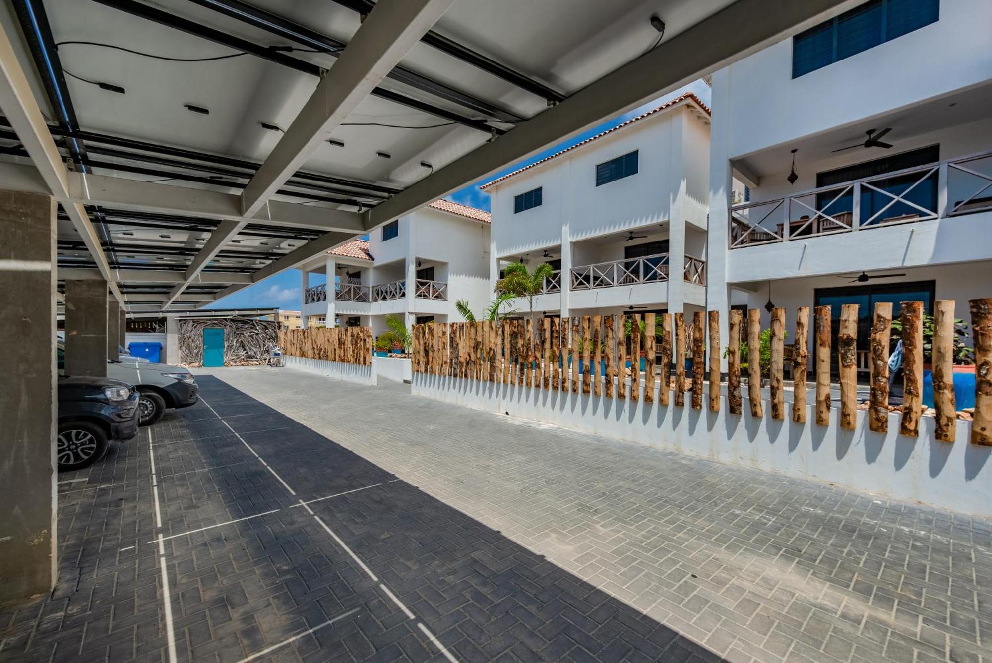 Bloozz Resort Bonaire Playa Exterior foto